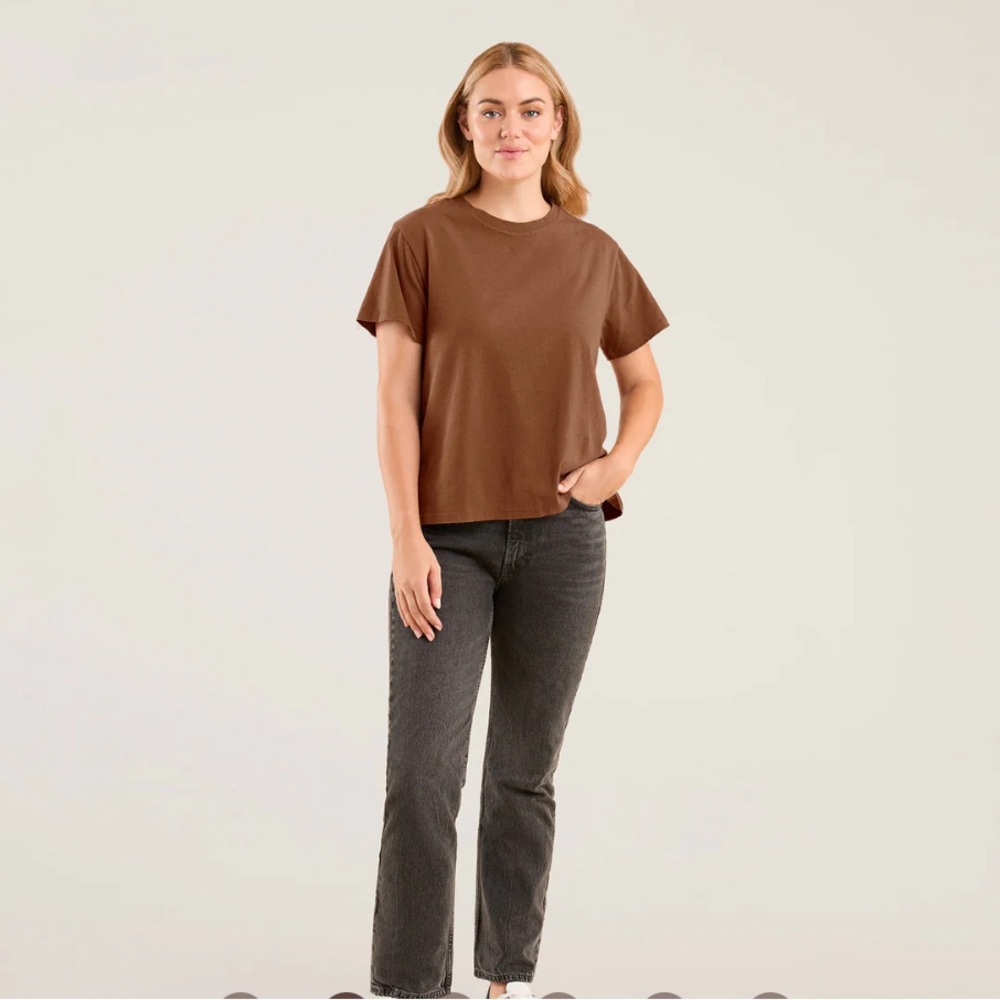 Nuuds everyday T shirt size small never worn